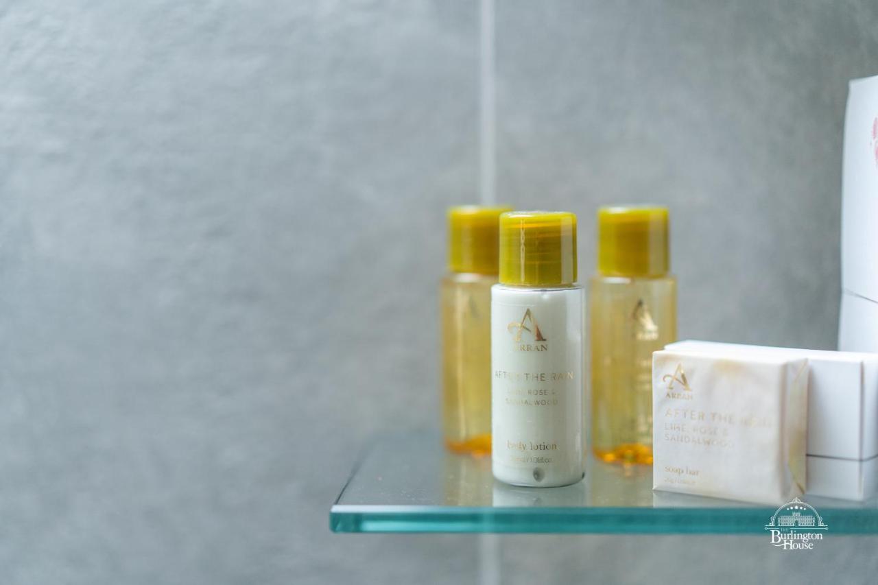 Burlington House Boutique Bed and Breakfast Oxford Eksteriør billede The Standard Amenities