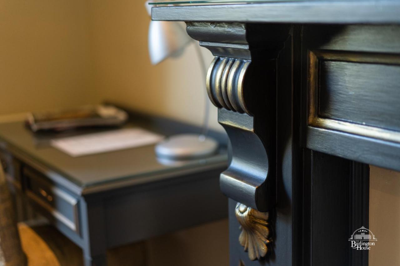 Burlington House Boutique Bed and Breakfast Oxford Eksteriør billede Corbel
