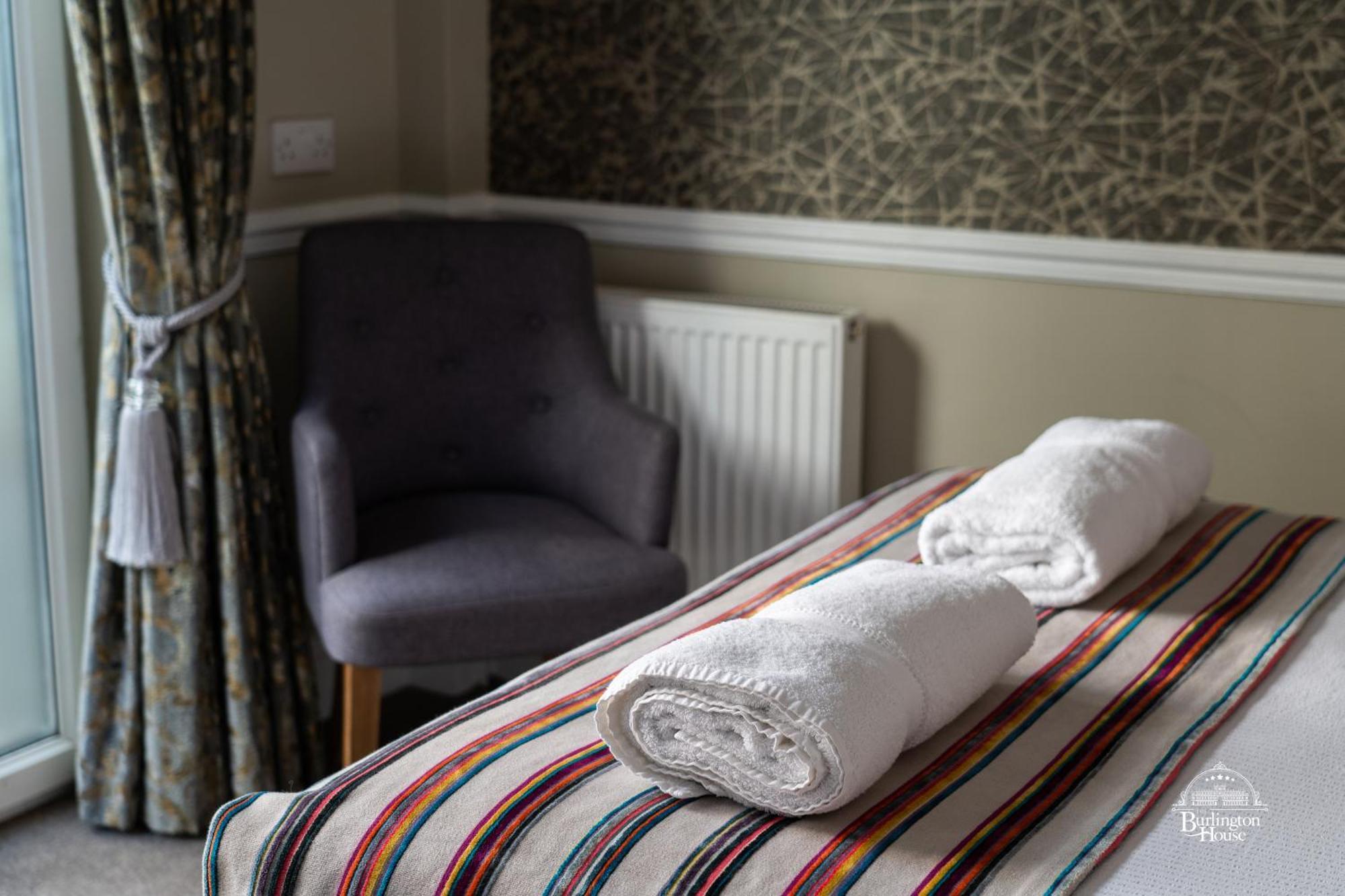 Burlington House Boutique Bed and Breakfast Oxford Værelse billede A massage table